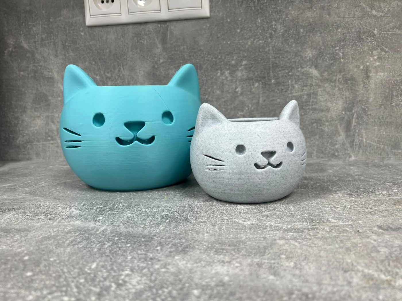 3D tlačené kvetináče v tvare mačky